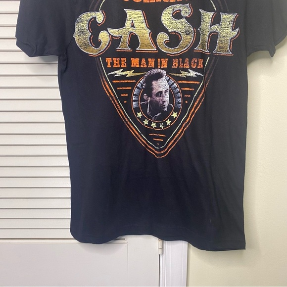 Johnny Cash Womens size small graphic tee shirt man in black - Picture 8 of 9